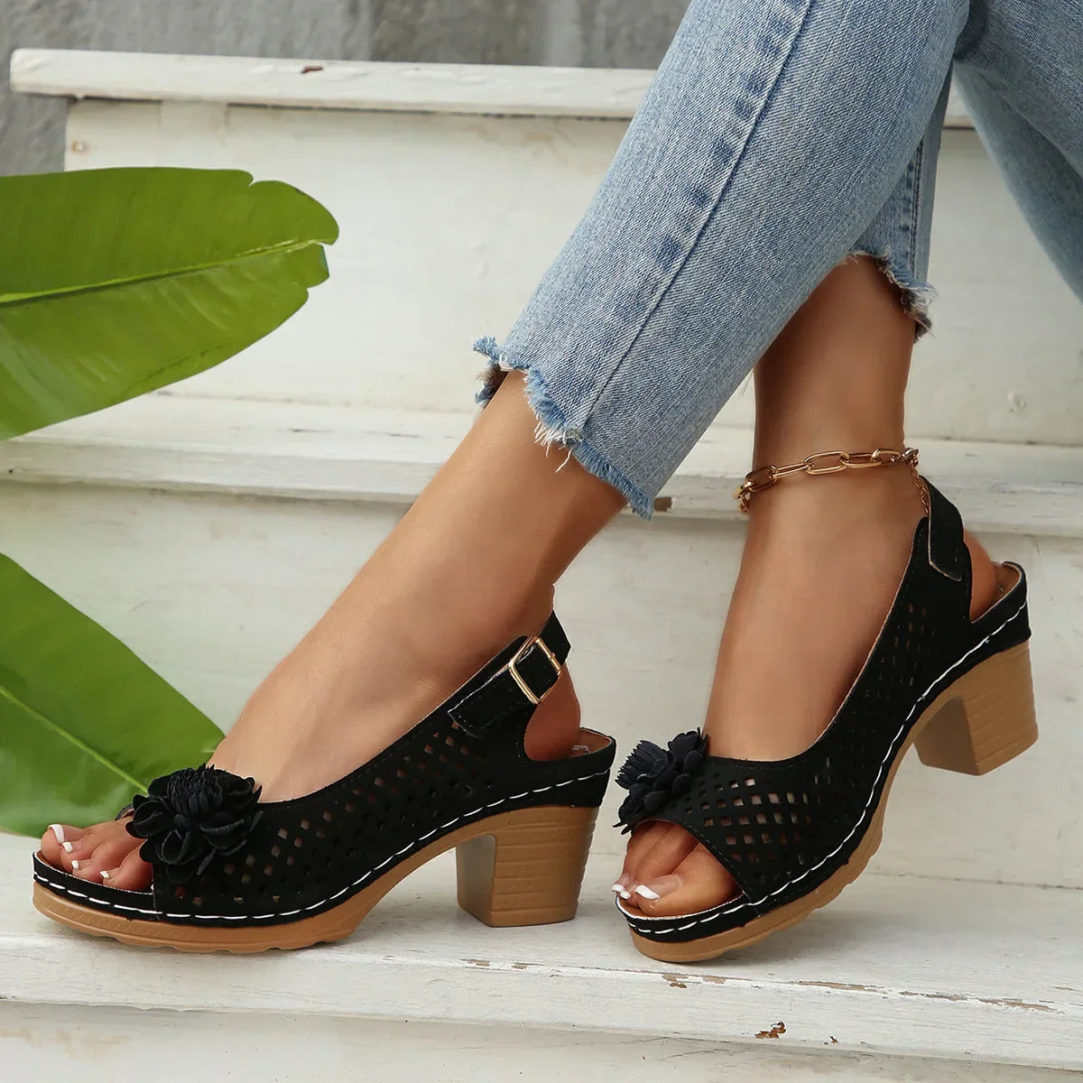 Elvarin Orthopedic Heels