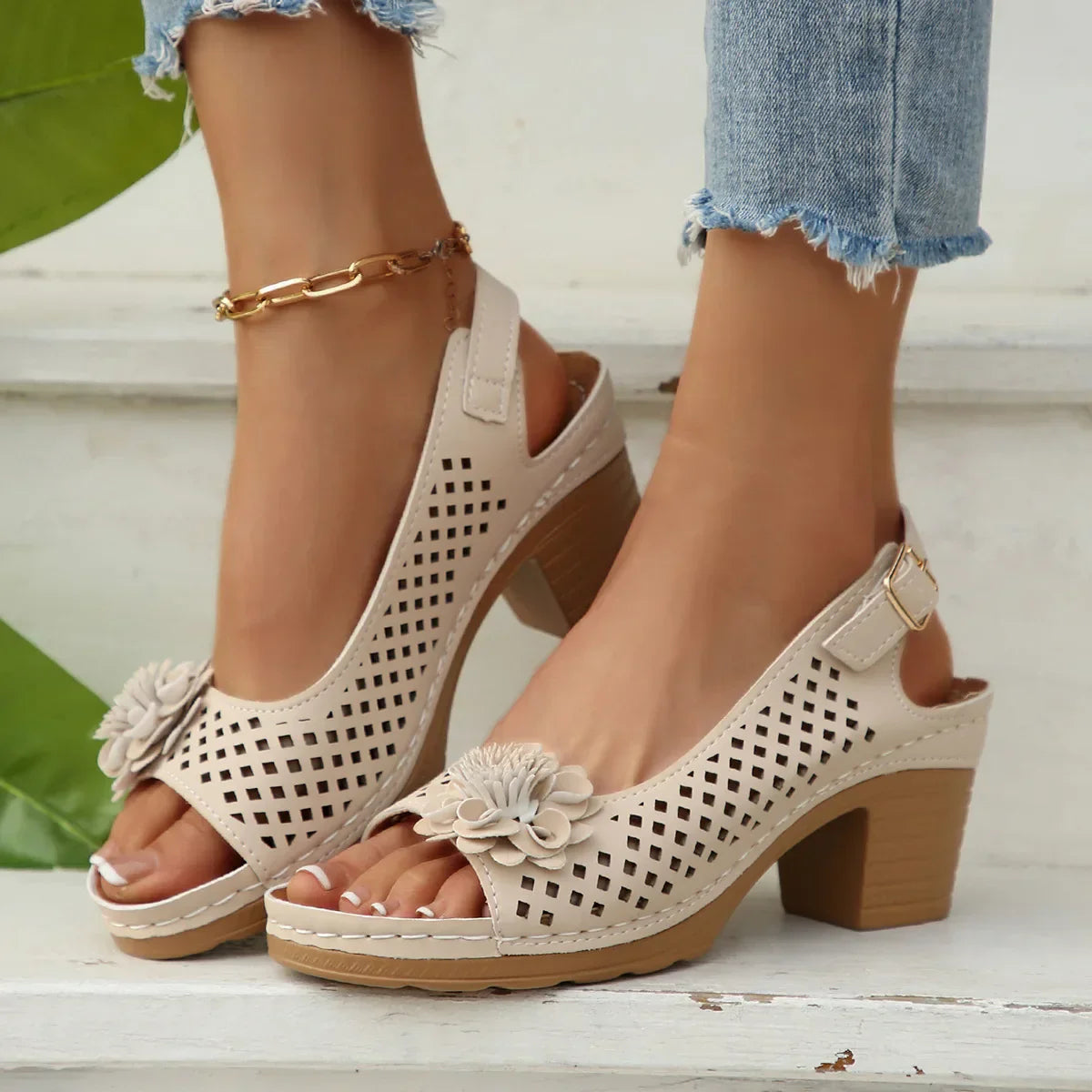 Elvarin Orthopedic Heels