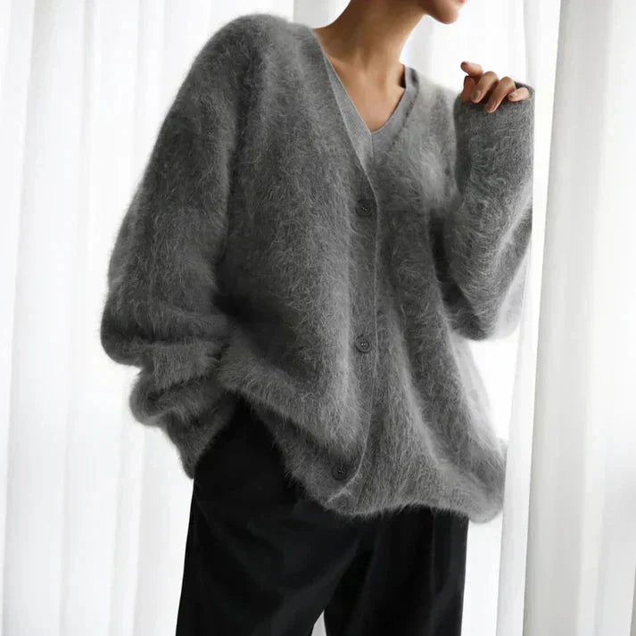 Emily™ - RELAXED FIT PULLOVER WITH ELEGANT STYLE
