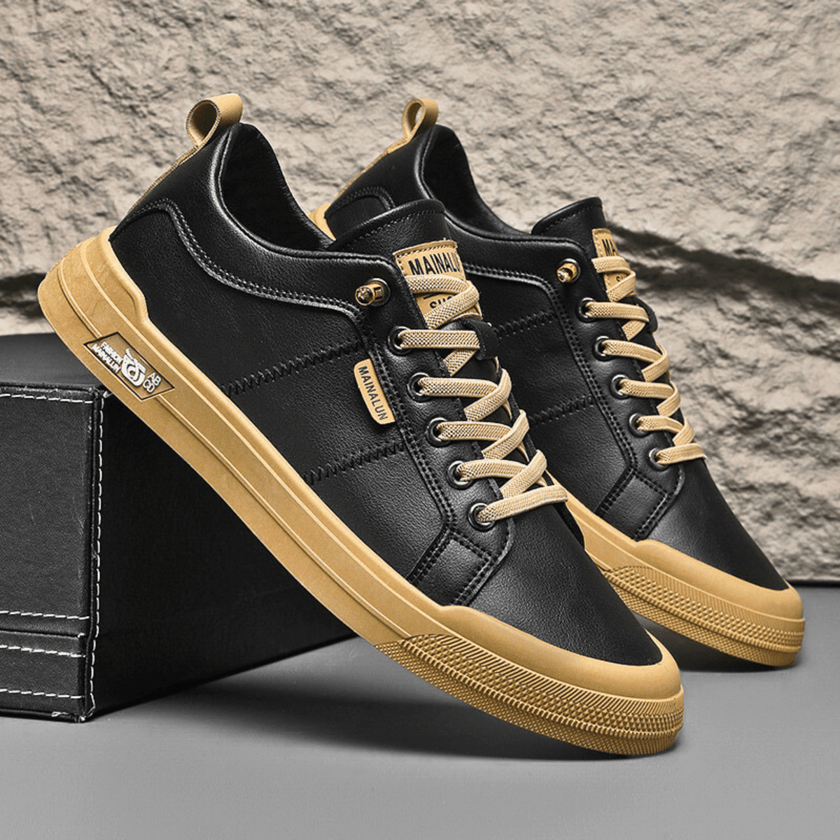 Logan | Classic Trainer